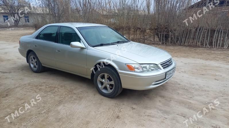 Toyota Camry 2001 - 140 000 TMT - Кёнеургенч - img 4