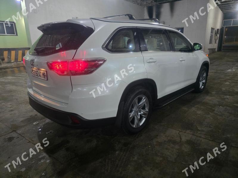 Toyota Highlander 2015 - 360 000 TMT - Baýramaly - img 3