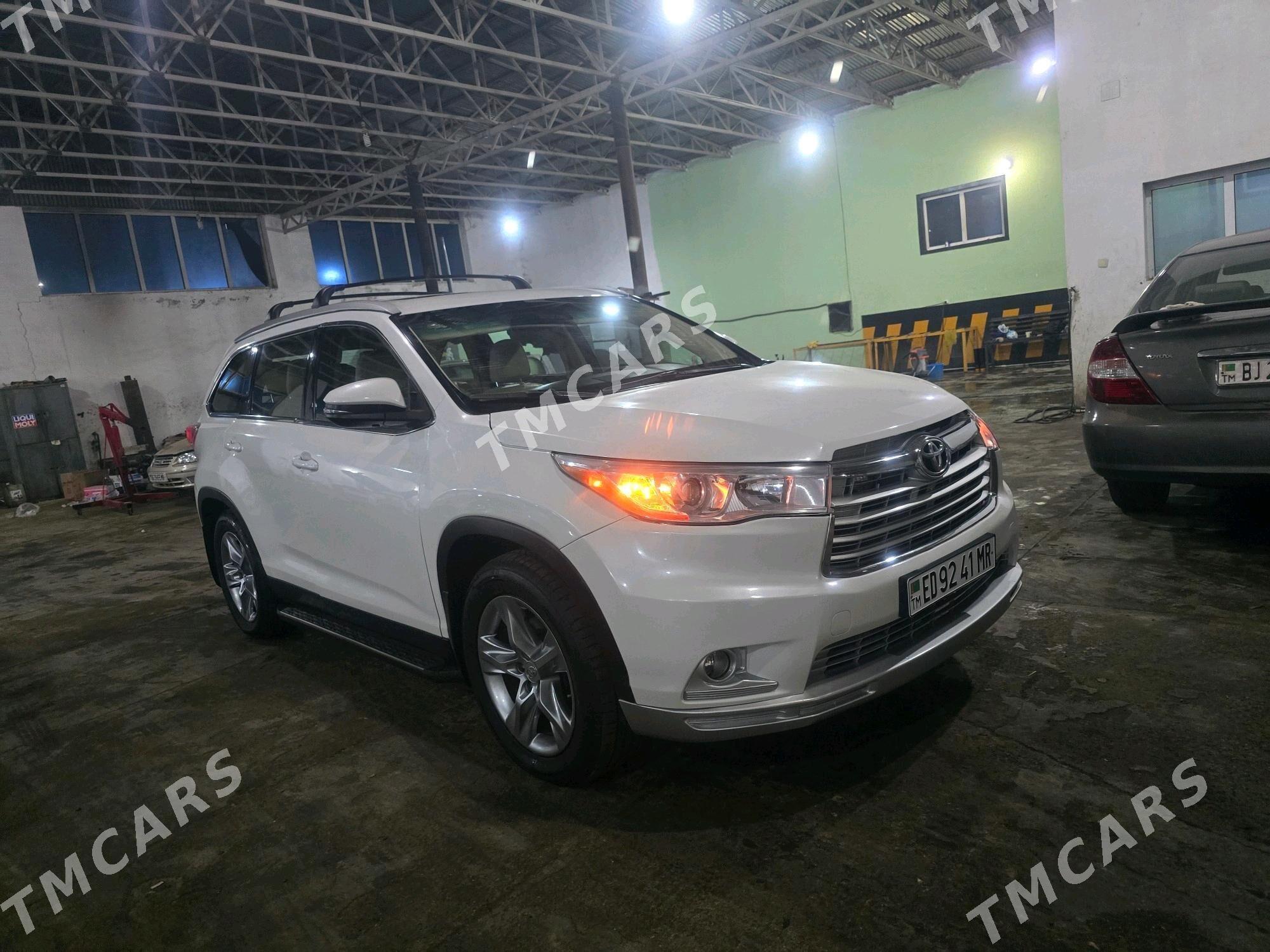 Toyota Highlander 2015 - 360 000 TMT - Baýramaly - img 6