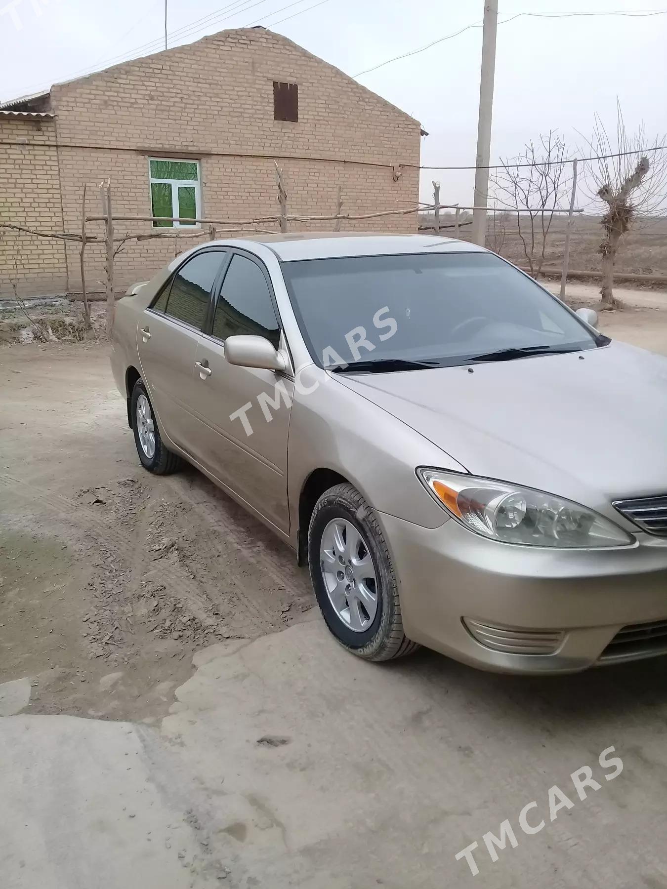 Toyota Camry 2003 - 130 000 TMT - Garabekewül - img 4