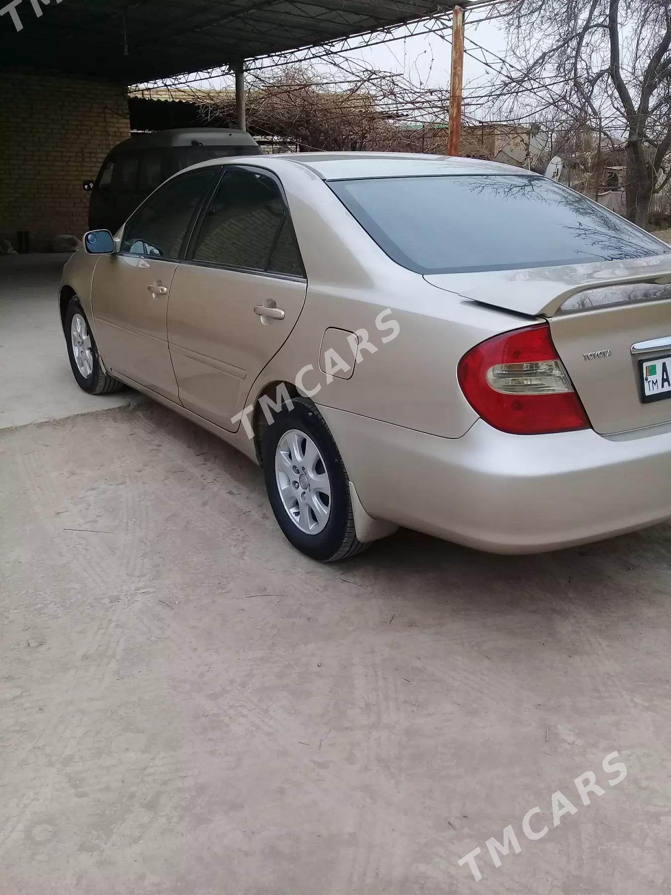 Toyota Camry 2003 - 130 000 TMT - Garabekewül - img 3