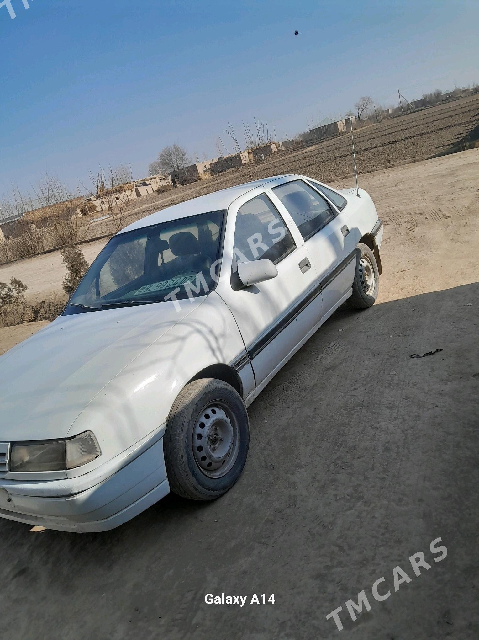 Opel Vectra 1990 - 20 000 TMT - Гороглы (Тагта) - img 2