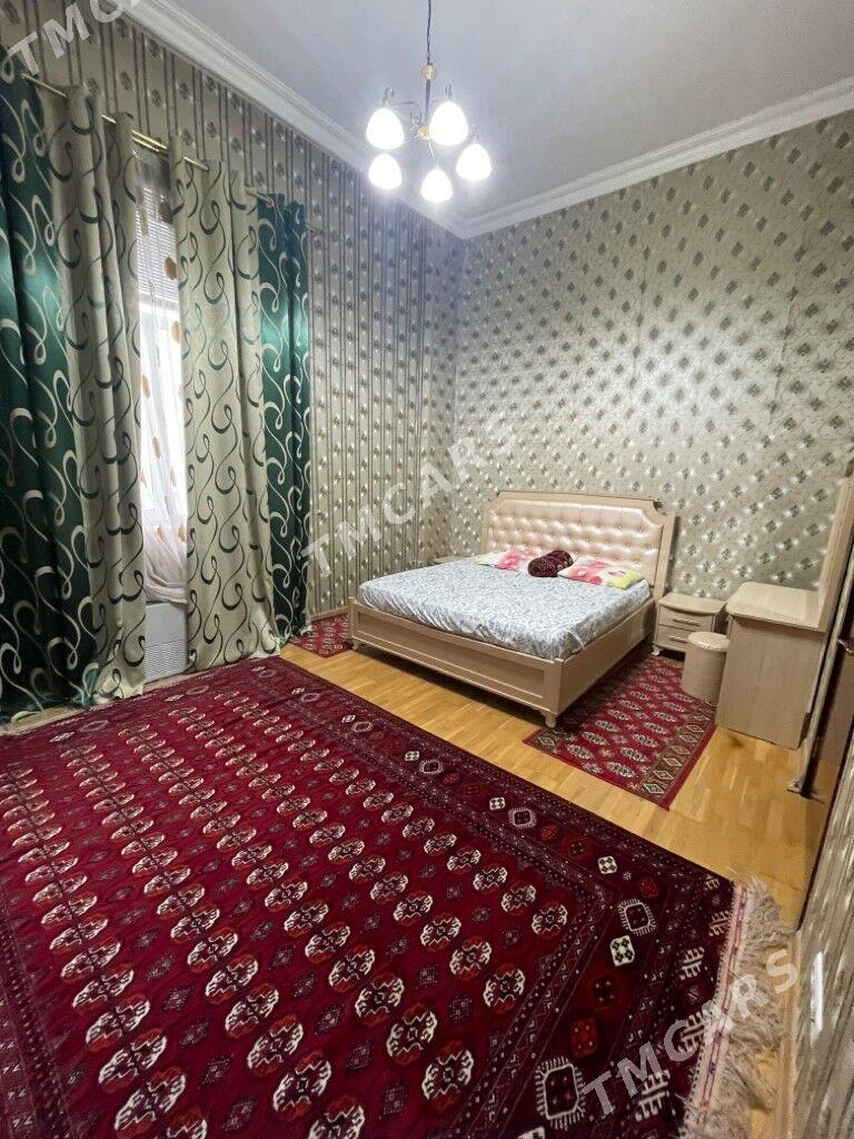 Podwoyski 2kom 6etaž 125m² - Aşgabat - img 3