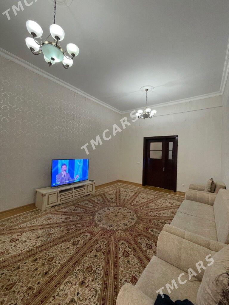 Podwoyski 2kom 6etaž 125m² - Aşgabat - img 2