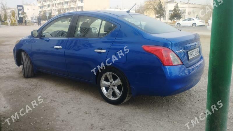 Nissan Versa 2012 - 74 000 TMT - Балканабат - img 3