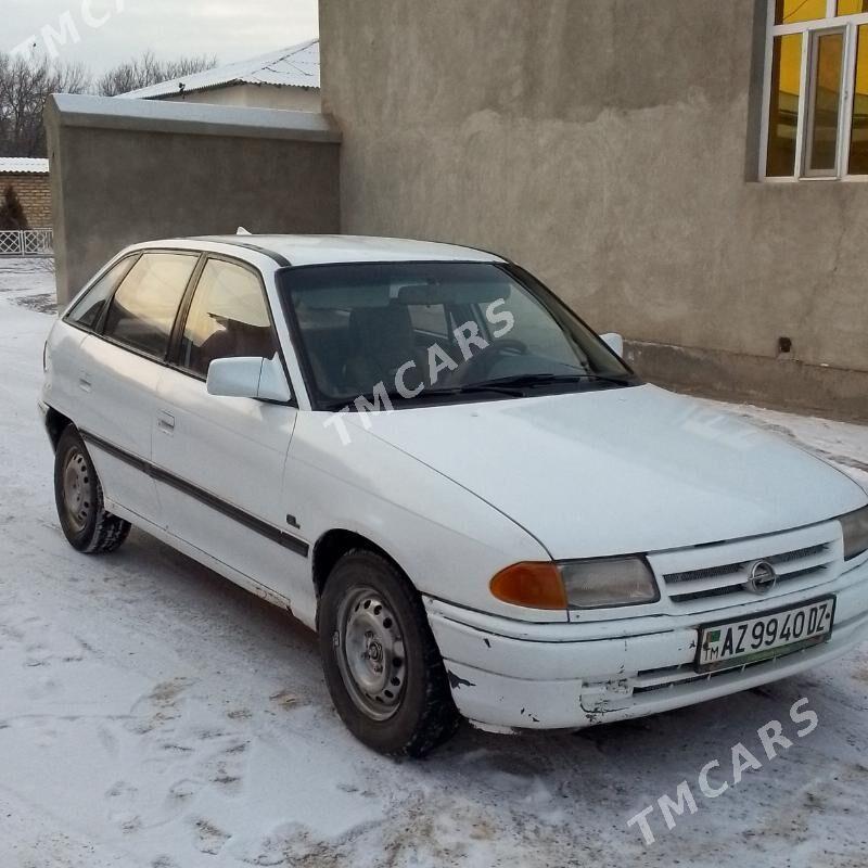 Opel Astra 1993 - 26 000 TMT - Губадаг - img 3