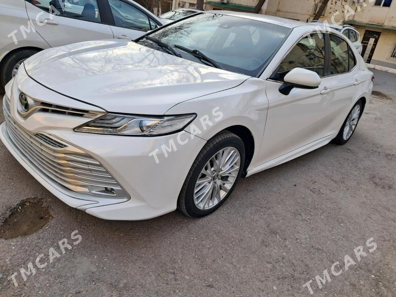 Toyota Camry 2018 - 289 000 TMT - Ашхабад - img 2