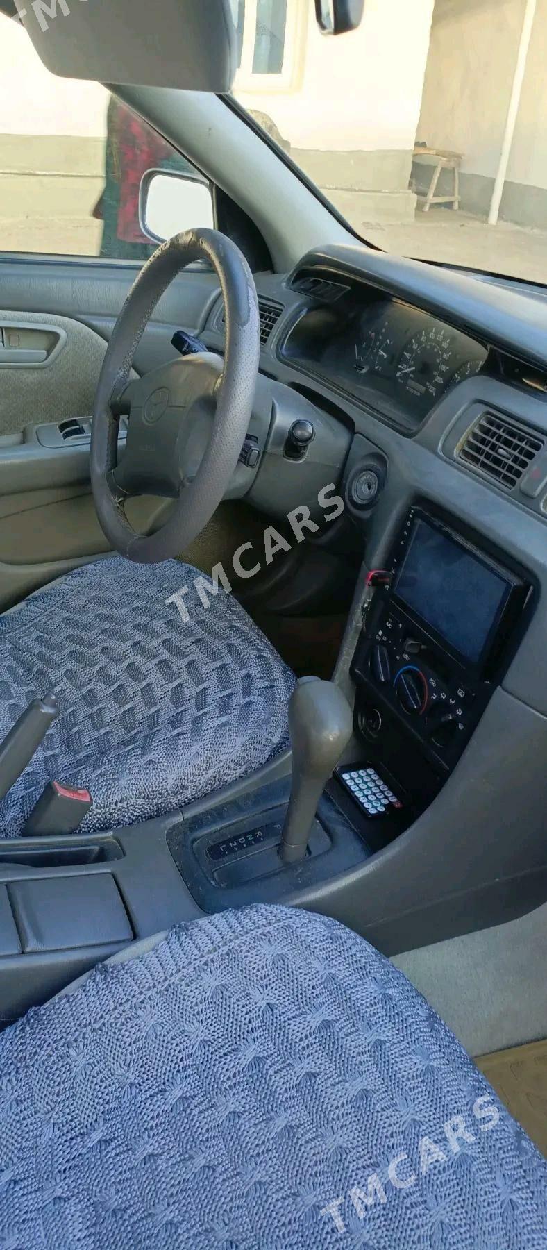 Toyota Camry 1998 - 110 000 TMT - Тагтабазар - img 3