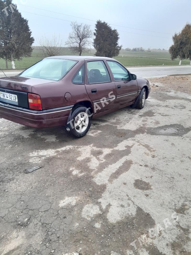 Opel Vectra 1990 - 24 000 TMT - Чарджоу - img 2