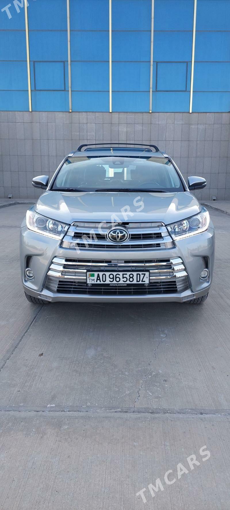 Toyota Highlander 2019 - 410 000 TMT - Дашогуз - img 5