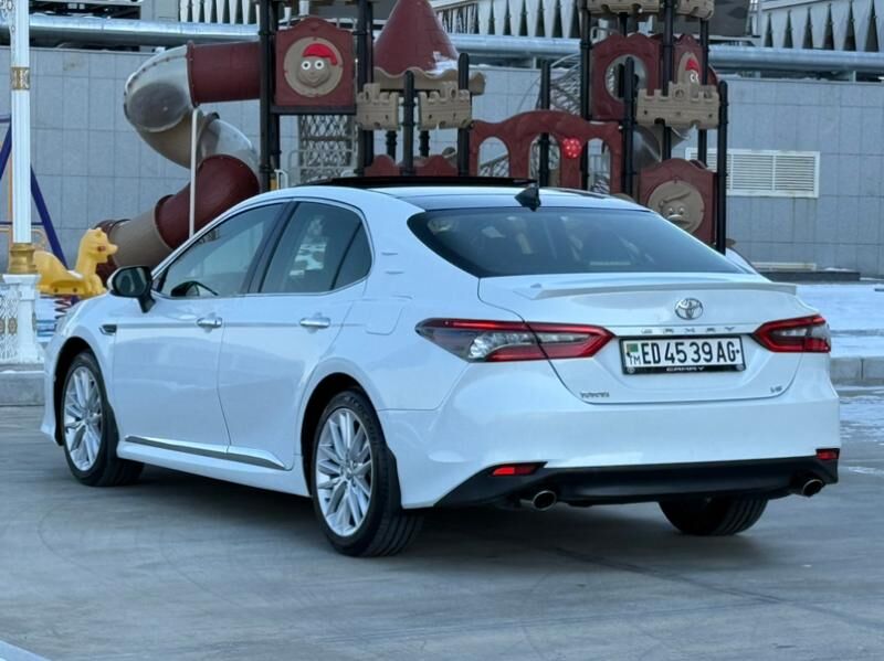 Toyota Camry 2022 - 395 000 TMT - Ашхабад - img 4