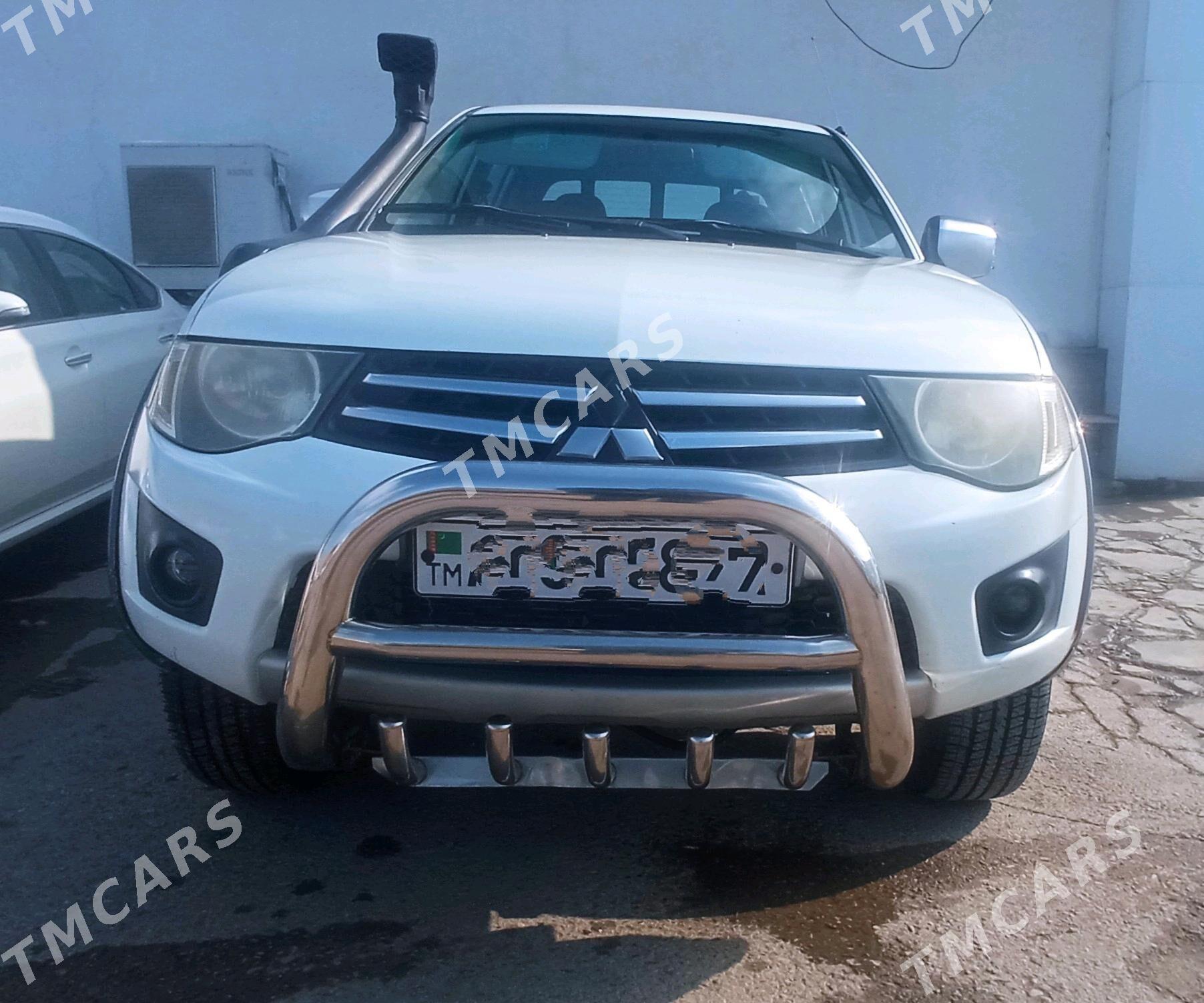 Mitsubishi L200 2011 - 180 000 TMT - Murgap - img 4