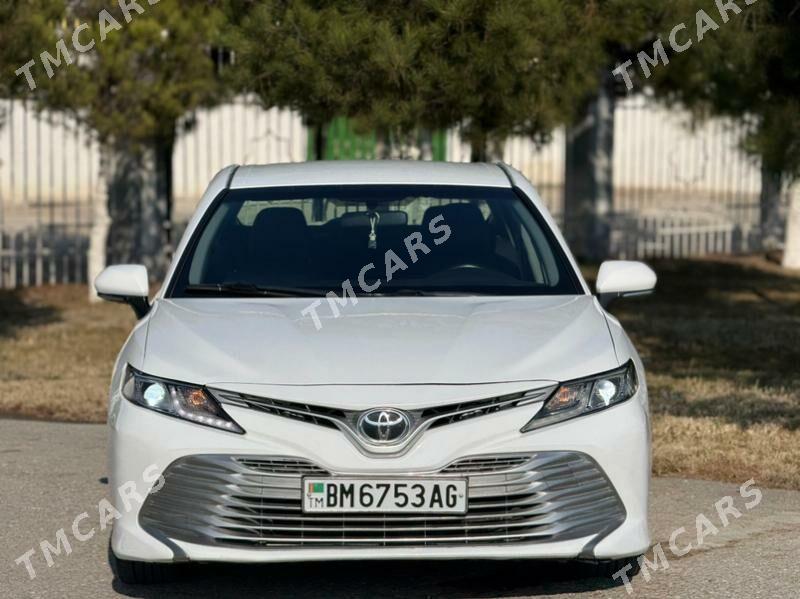 Toyota Camry 2018 - 234 000 TMT - Ашхабад - img 2