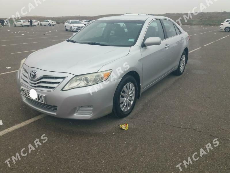 Toyota Camry 2010 - 170 000 TMT - Теджен - img 3