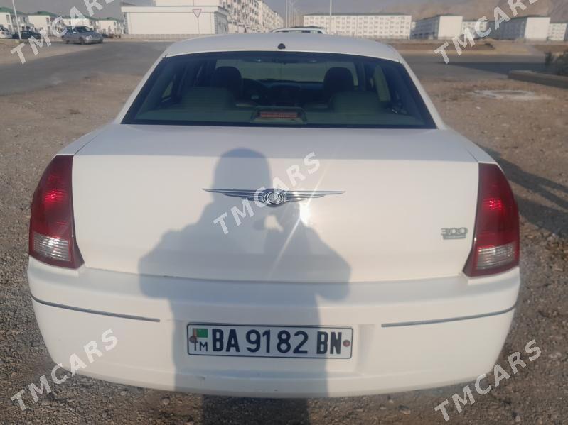 Chrysler 300C 2006 - 75 000 TMT - Балканабат - img 2