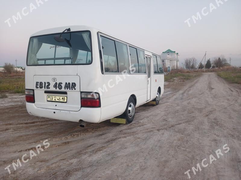 Toyota Coaster 2011 - 500 000 TMT - Сакарчага - img 6