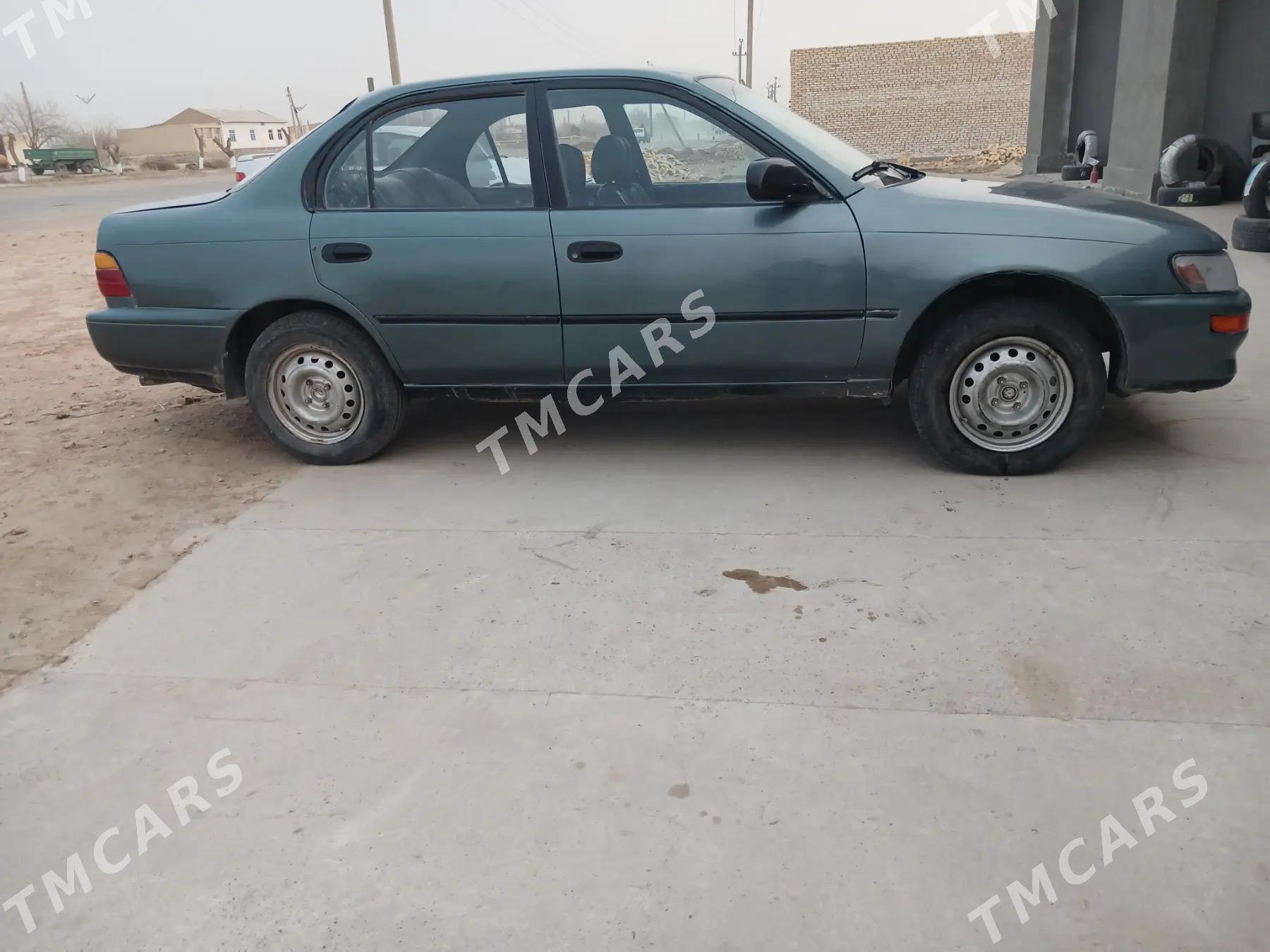 Toyota Corolla 1995 - 40 000 TMT - Halaç - img 2