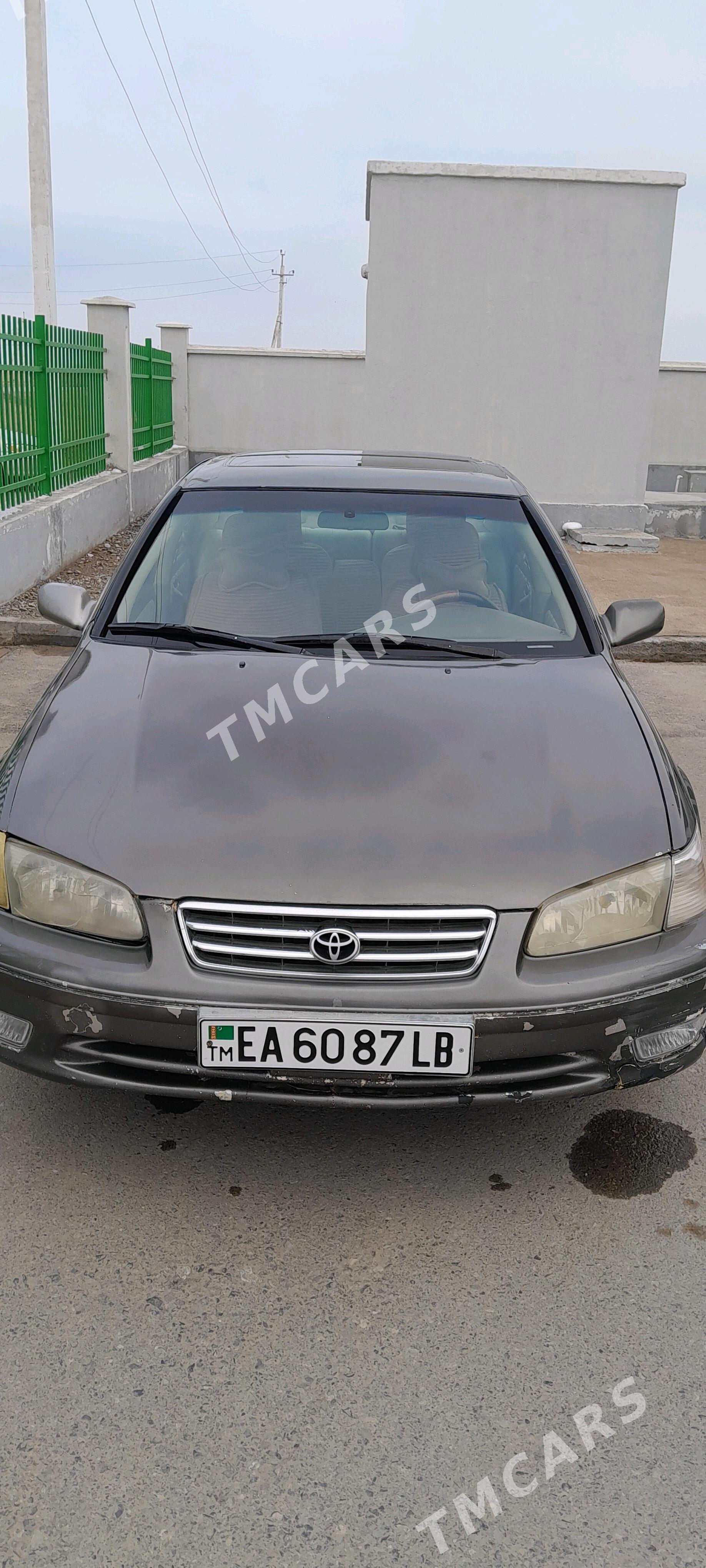 Toyota Camry 1998 - 110 000 TMT - Мургап - img 2