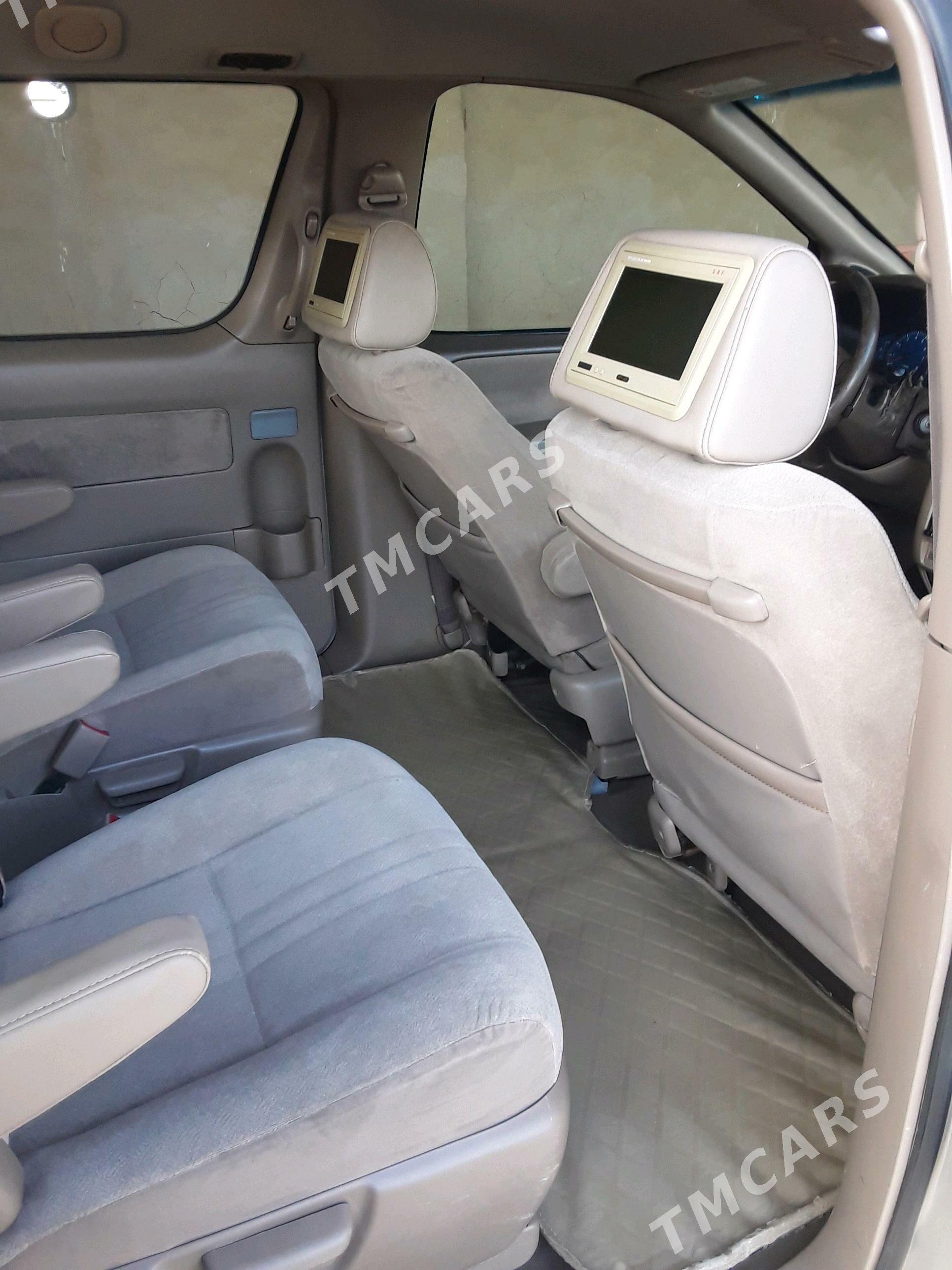 Toyota Sienna 2002 - 160 000 TMT - Мары - img 8