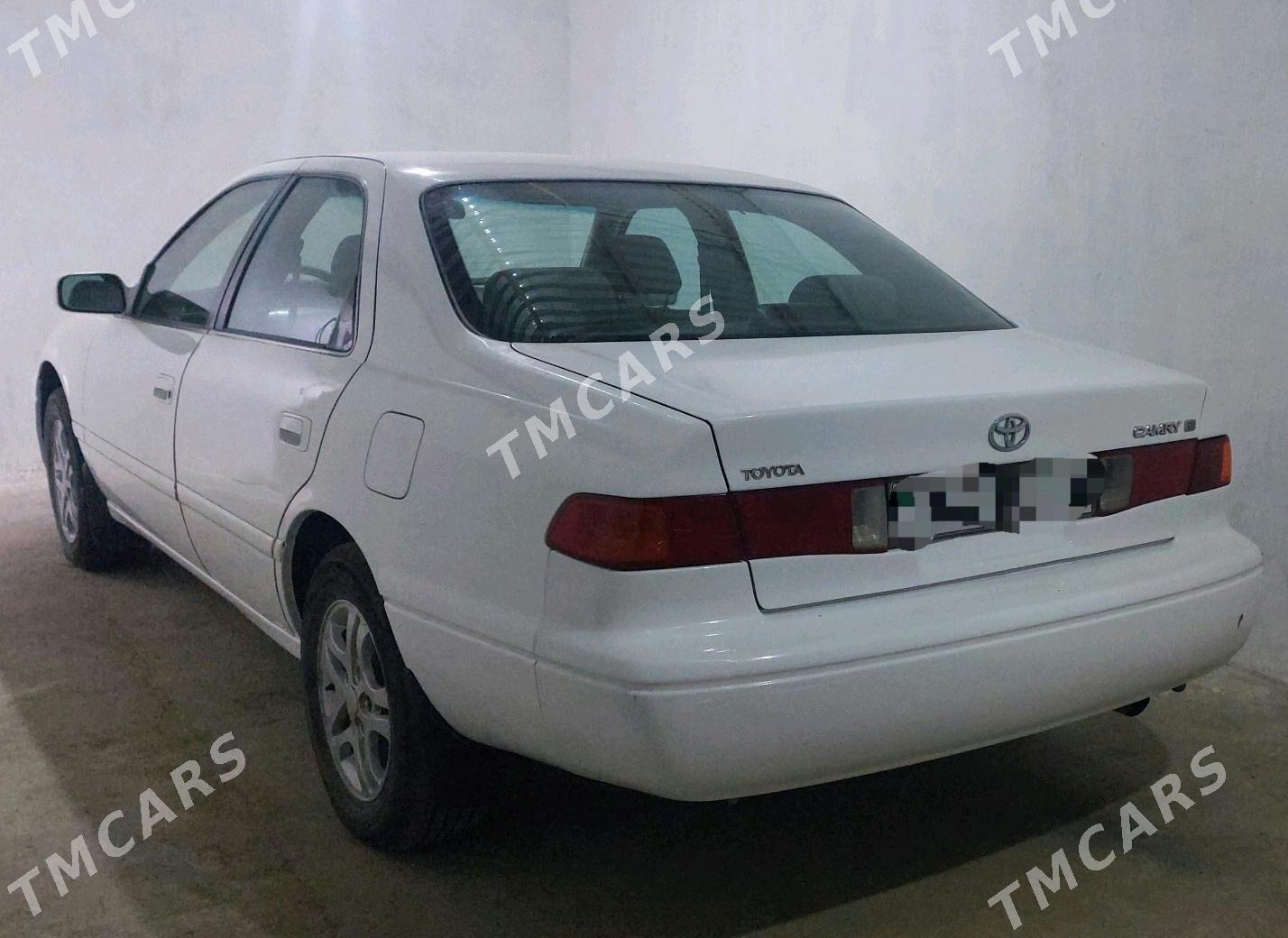 Toyota Camry 2000 - 100 000 TMT - Magdanly - img 5