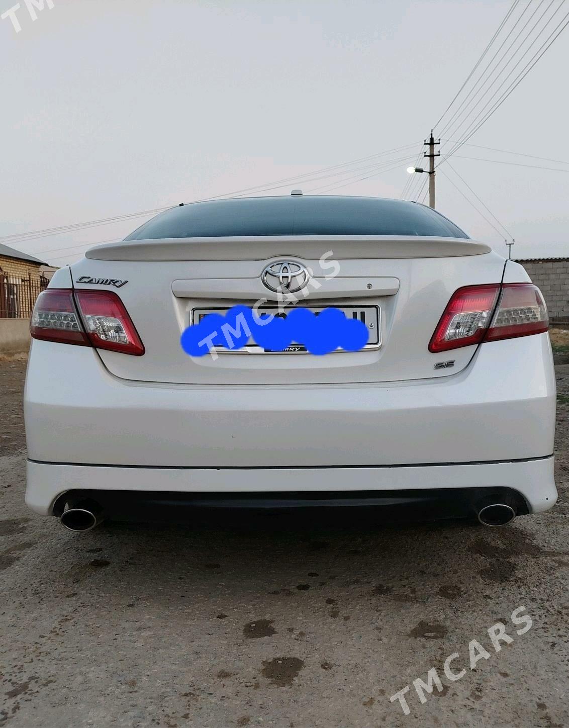 Toyota Camry 2010 - 195 000 TMT - Анев - img 2