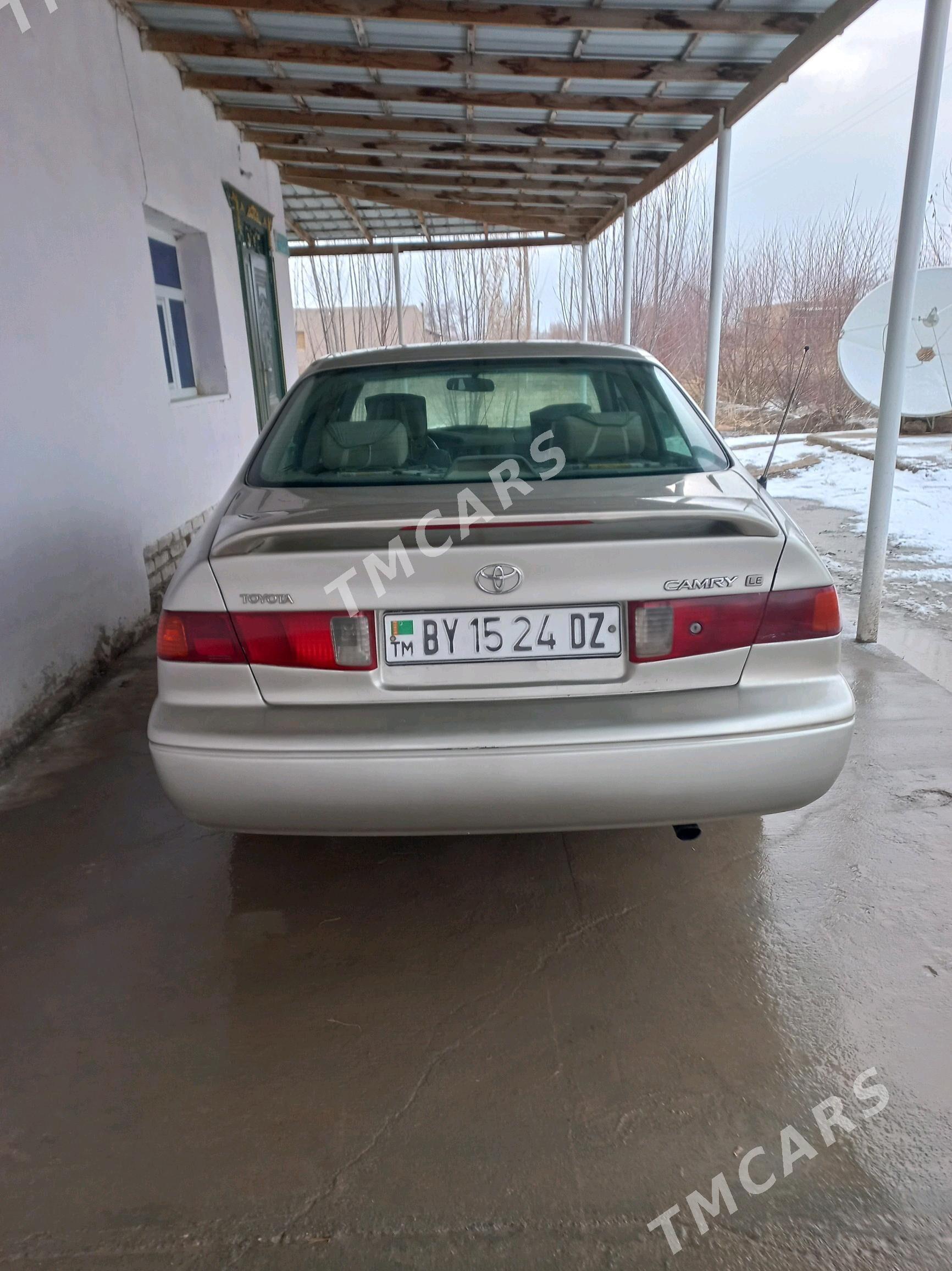 Toyota Camry 2001 - 120 000 TMT - Türkmenbaşy etr. - img 4