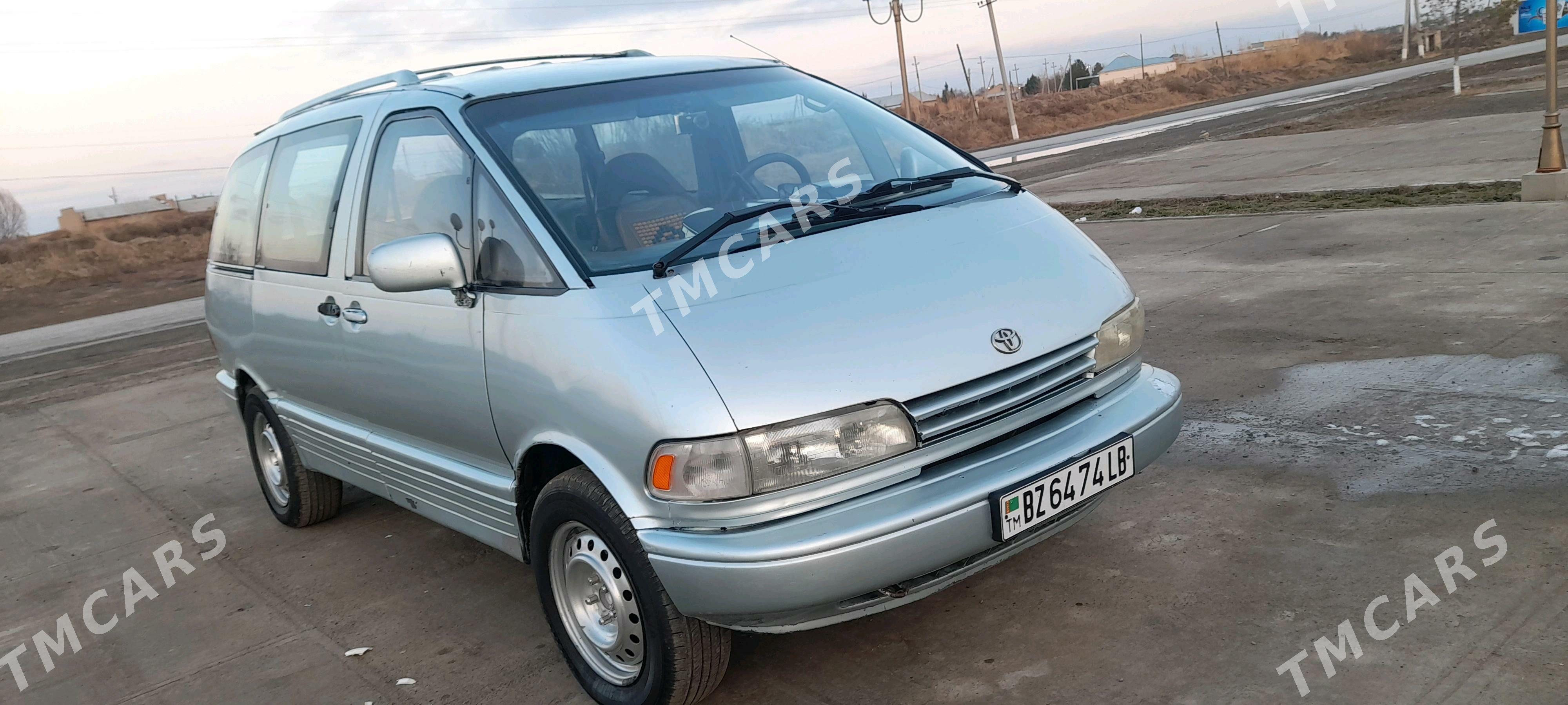 Toyota Previa 1992 - 50 000 TMT - Гарабекевюл - img 3