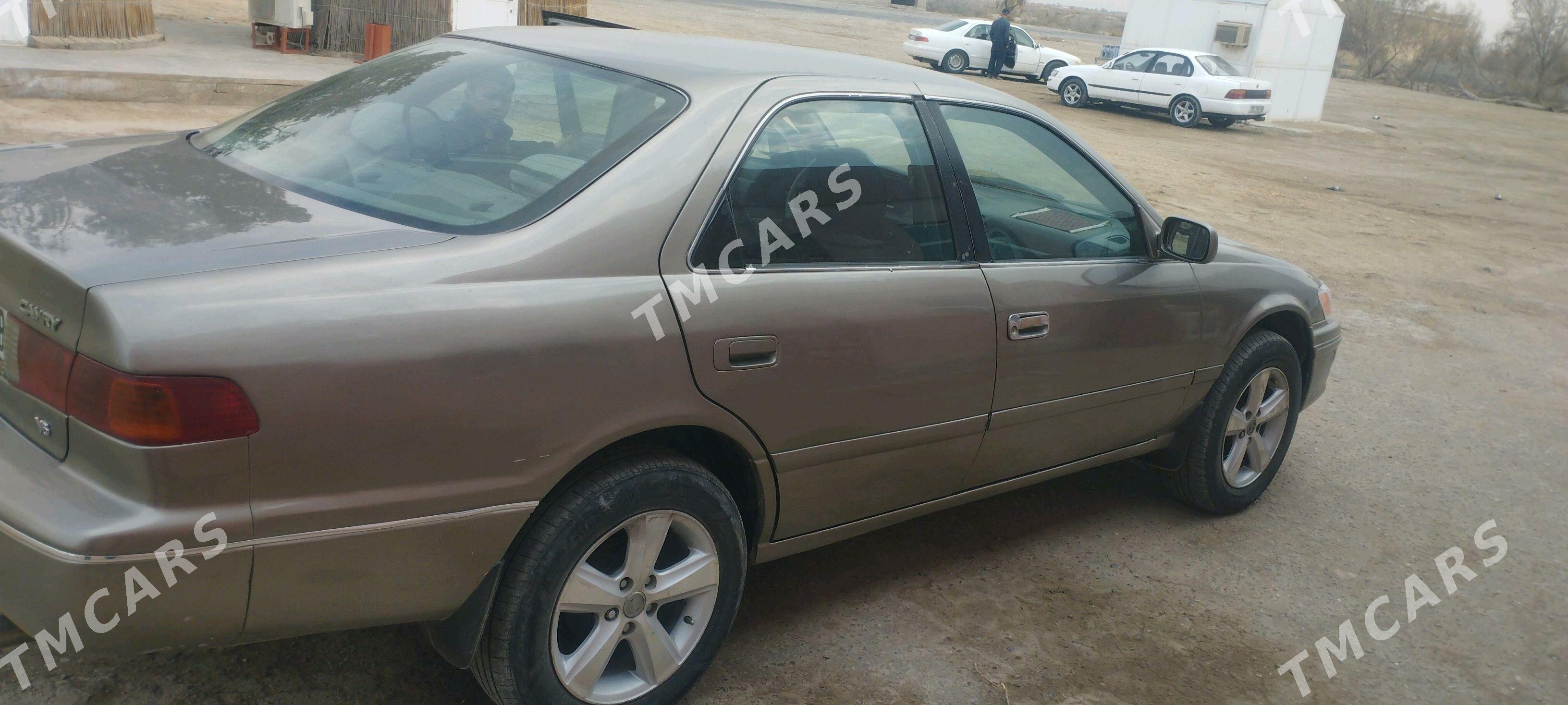 Toyota Camry 2000 - 110 000 TMT - Гарабекевюл - img 2