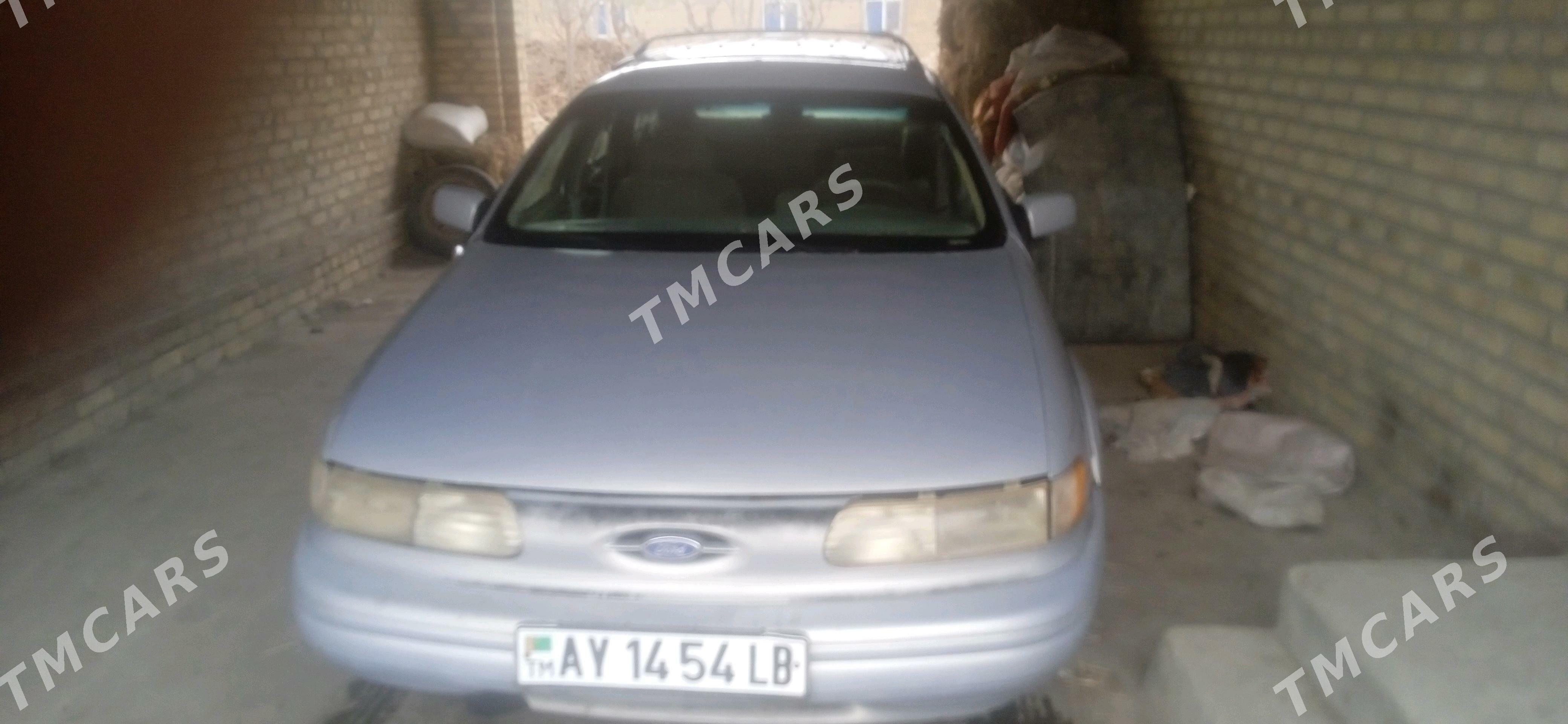 Ford Taurus 1997 - 18 000 TMT - Saýat - img 3