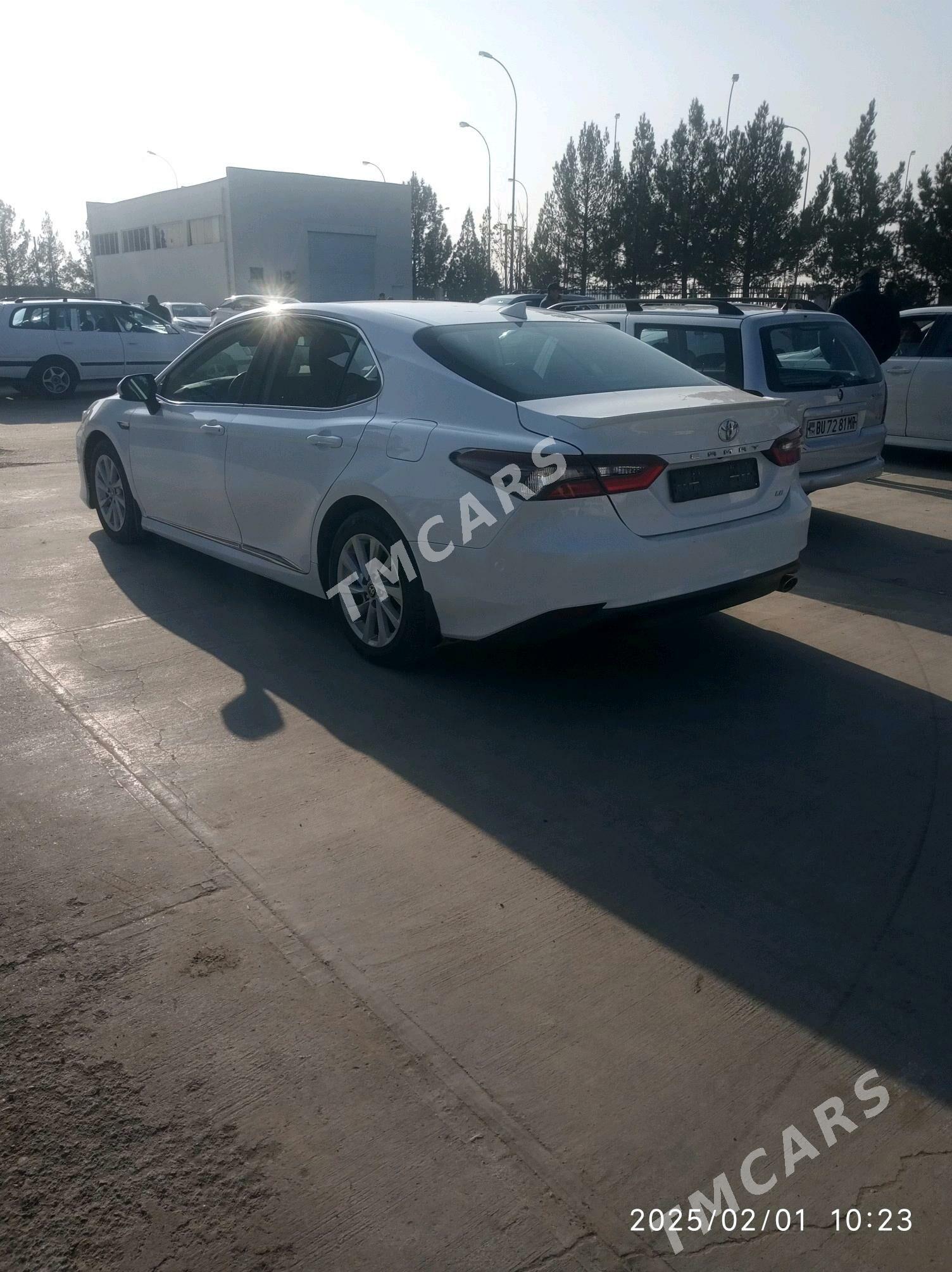 Toyota Camry 2021 - 310 000 TMT - Мары - img 4