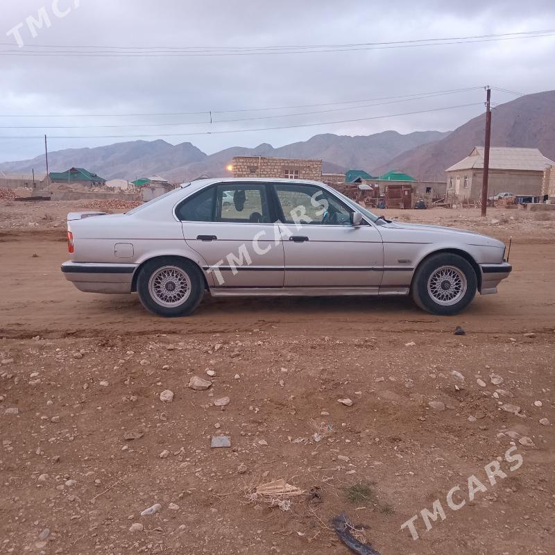 BMW 525 1993 - 36 000 TMT - Balkanabat - img 3