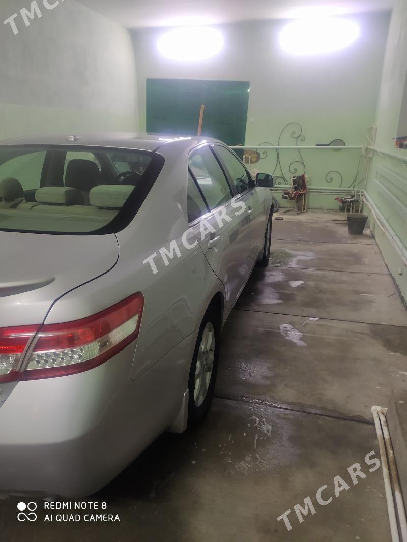 Toyota Camry 2010 - 193 000 TMT - Дашогуз - img 4