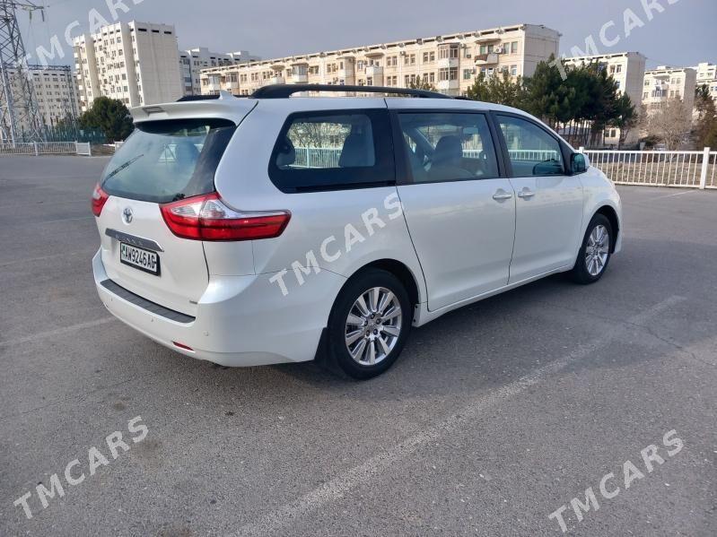 Toyota Sienna 2016 - 370 000 TMT - Херрикгала - img 5