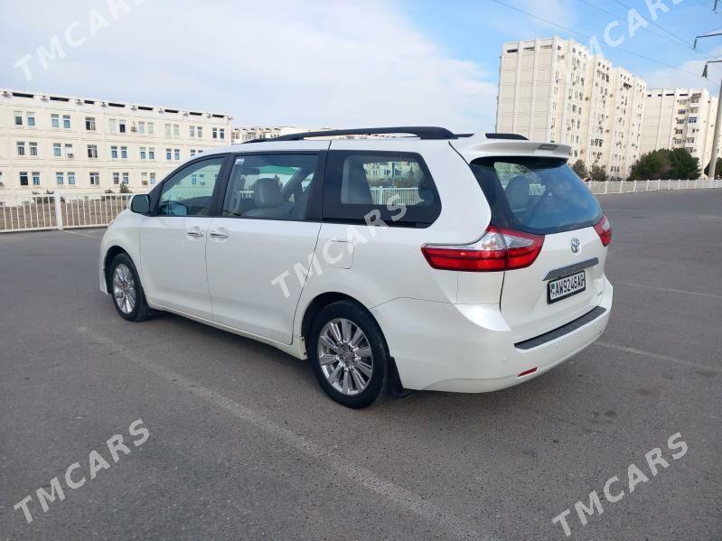 Toyota Sienna 2016 - 370 000 TMT - Херрикгала - img 4