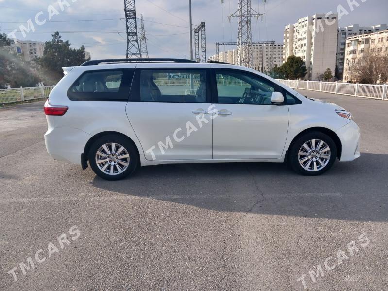 Toyota Sienna 2016 - 370 000 TMT - Херрикгала - img 6