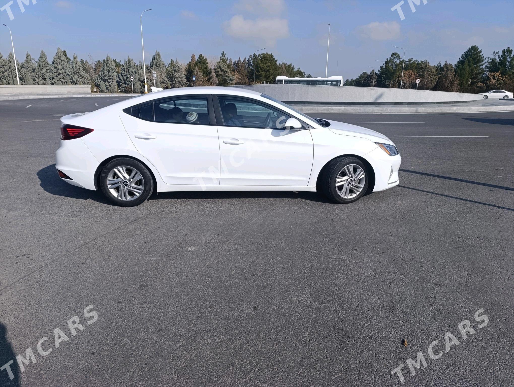 Hyundai Elantra 2020 - 215 000 TMT - Aşgabat - img 3