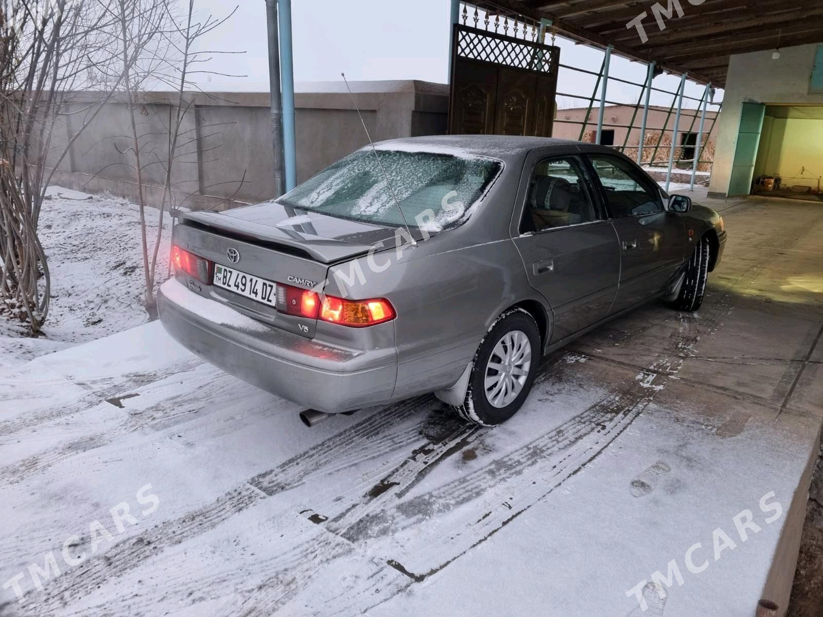 Toyota Camry 1998 - 125 000 TMT - Губадаг - img 6