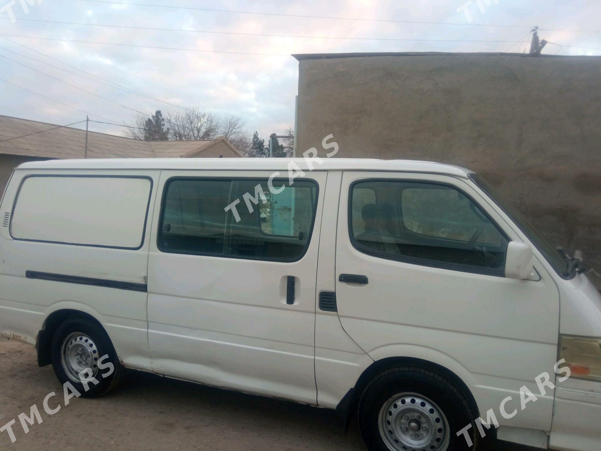 Toyota Hiace 2012 - 70 000 TMT - Mary - img 2