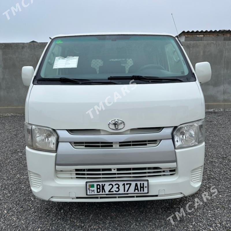 Toyota Hiace 2017 - 380 000 TMT - Änew - img 3