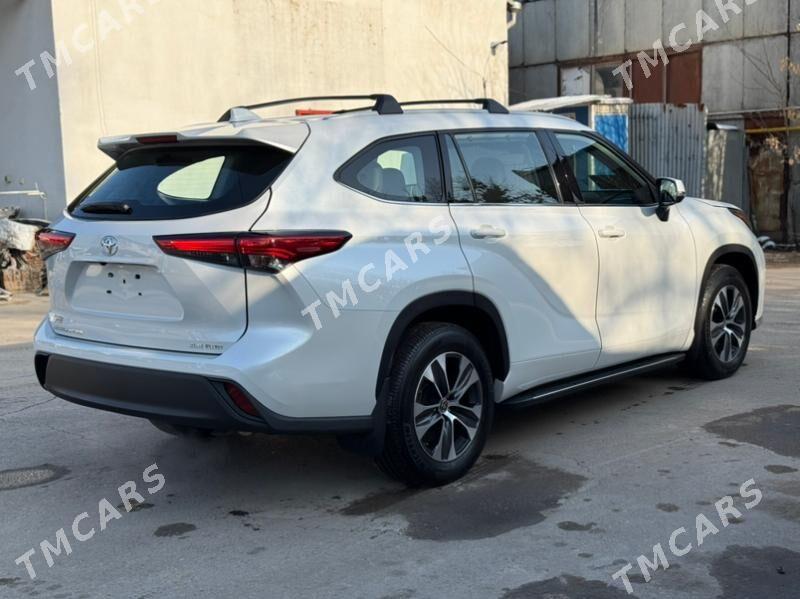 Toyota Highlander 2022 - 588 000 TMT - Мары - img 2