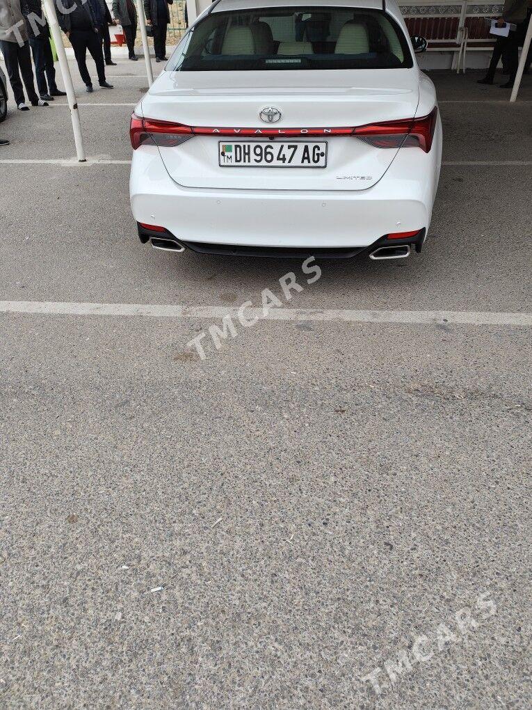 Toyota Avalon 2019 - 560 000 TMT - Daşoguz - img 3