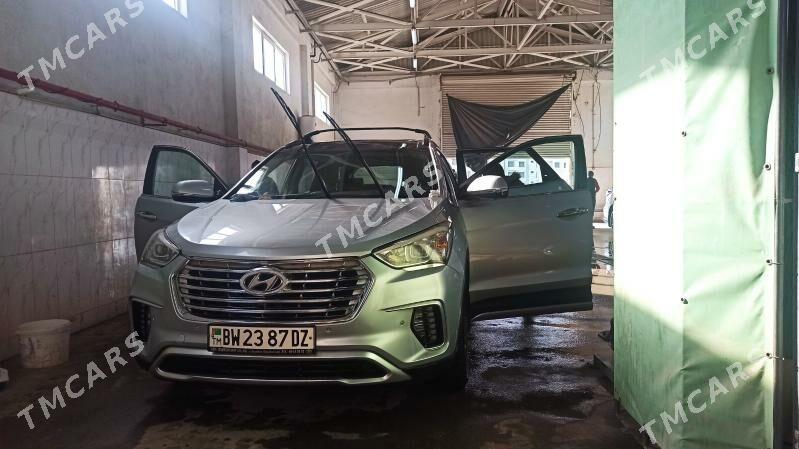 Hyundai Santa Fe 2017 - 310 000 TMT - Daşoguz - img 4