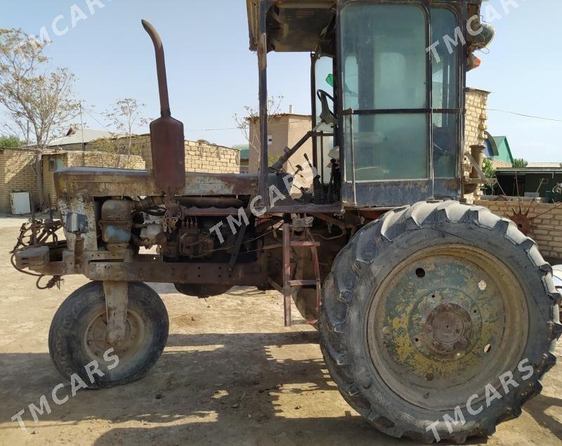 MTZ T-28 1980 - 25 000 TMT - Ýaşlyk - img 3