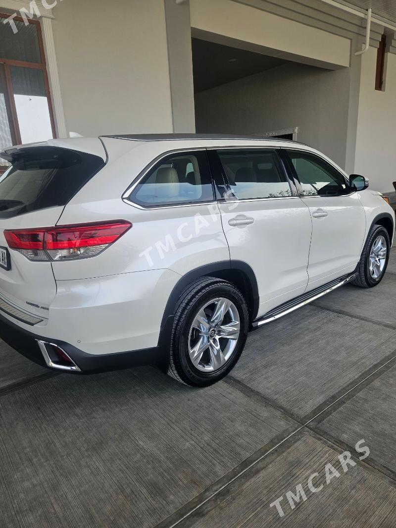 Toyota Highlander 2019 - 620 000 TMT - Gökdepe - img 2