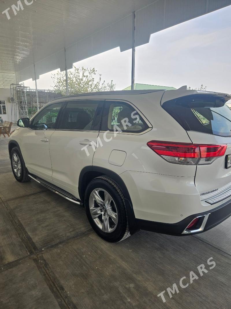 Toyota Highlander 2019 - 620 000 TMT - Gökdepe - img 3