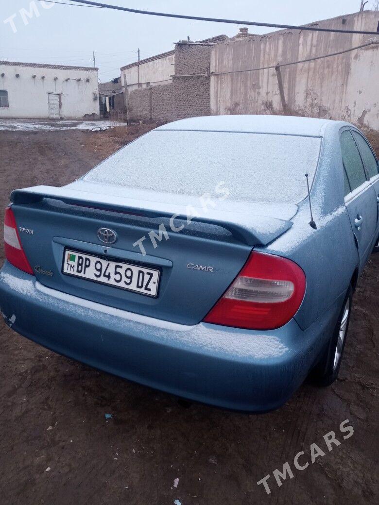 Toyota Camry 2002 - 123 000 TMT - Дашогуз - img 4