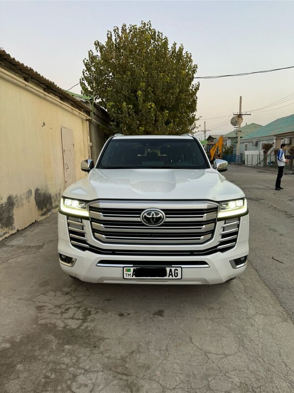 Toyota Land Cruiser 2023 - 1 560 000 TMT - Aşgabat - img 4