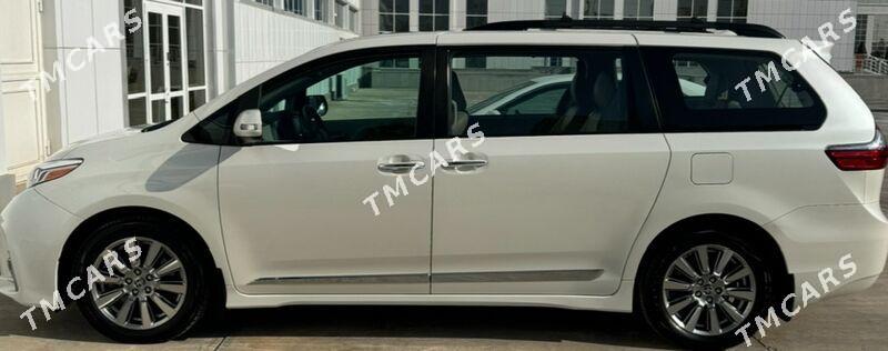 Toyota Sienna 2019 - 480 000 TMT - Ашхабад - img 2