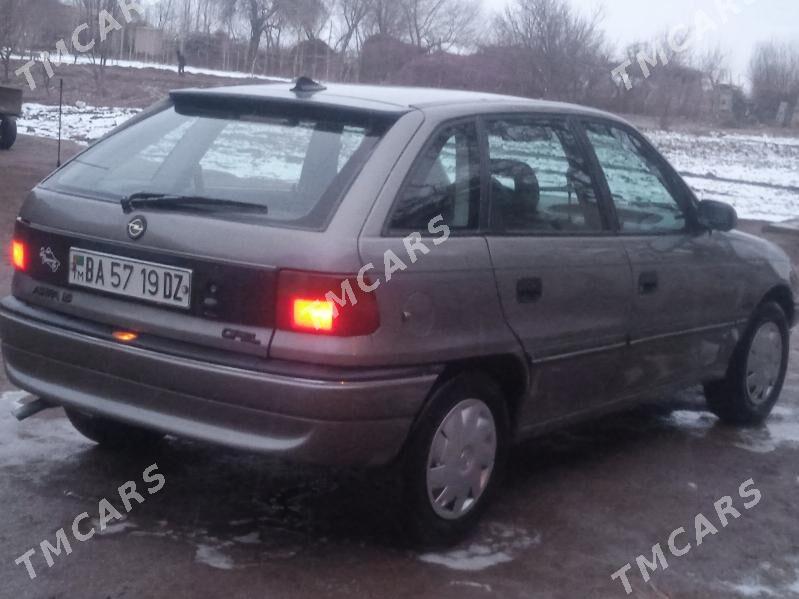 Opel Astra 1992 - 38 000 TMT - Шабатский этрап - img 4