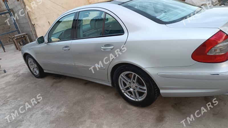 Mercedes-Benz E350 2008 - 160 000 TMT - Ялкым - img 5